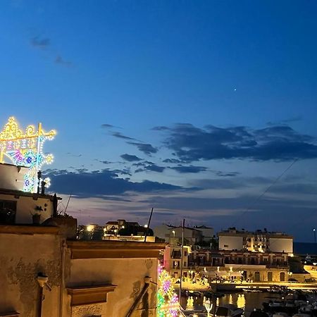 Palazzo Lamantea Boutique Rooms Bisceglie Exterior photo
