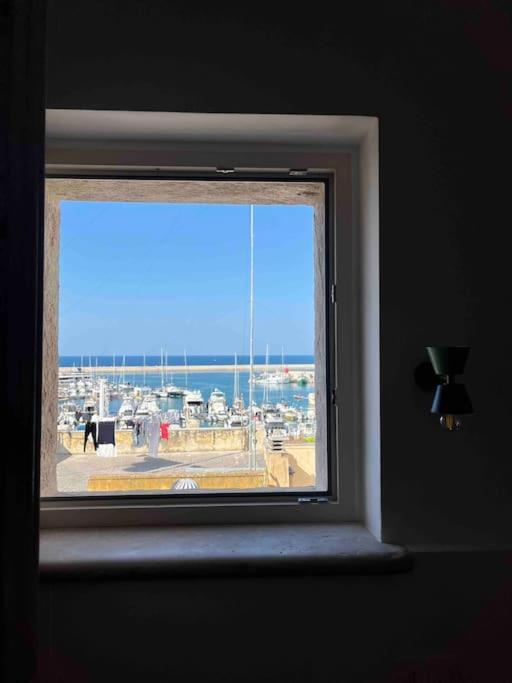 Palazzo Lamantea Boutique Rooms Bisceglie Exterior photo