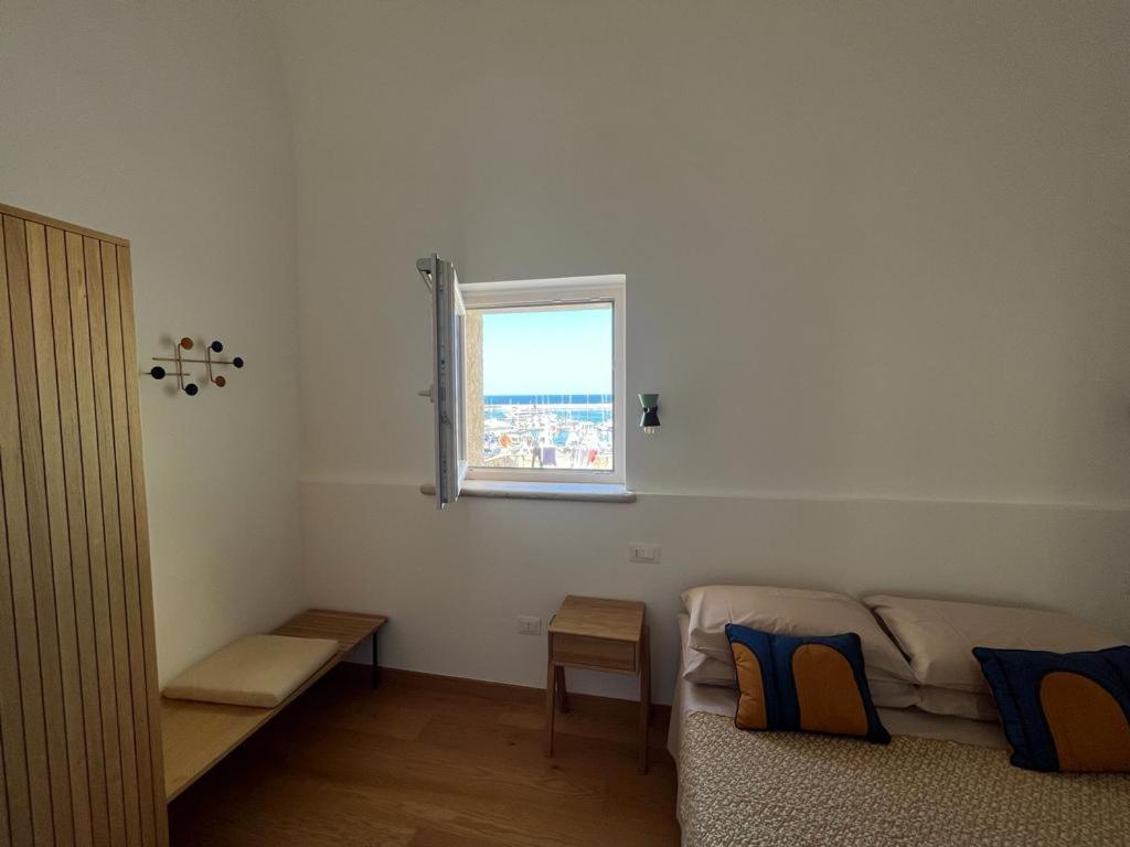 Palazzo Lamantea Boutique Rooms Bisceglie Exterior photo