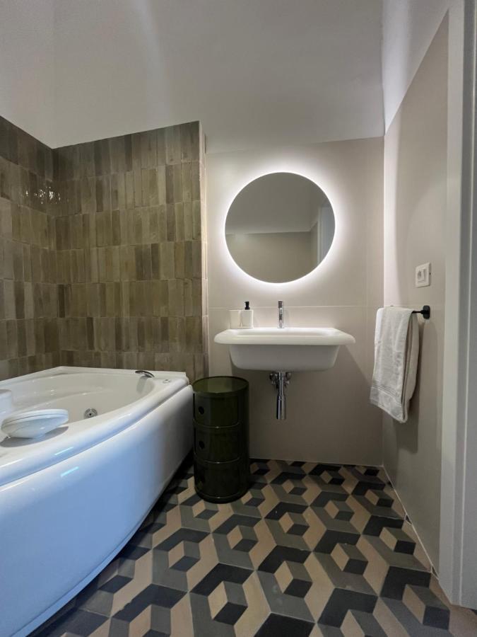 Palazzo Lamantea Boutique Rooms Bisceglie Exterior photo