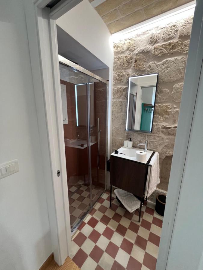 Palazzo Lamantea Boutique Rooms Bisceglie Exterior photo